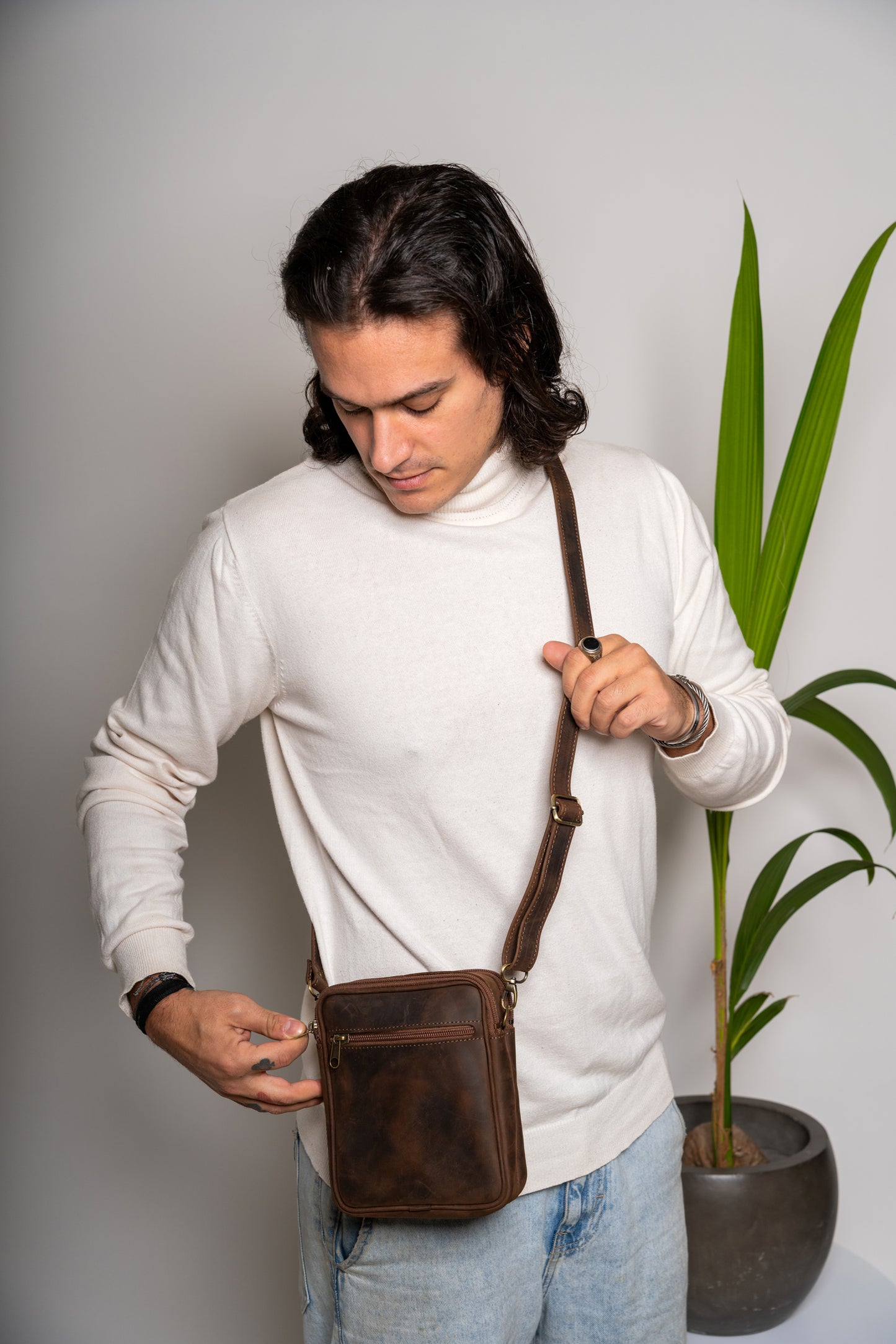 Leather Crossbody Bag Men Pericles