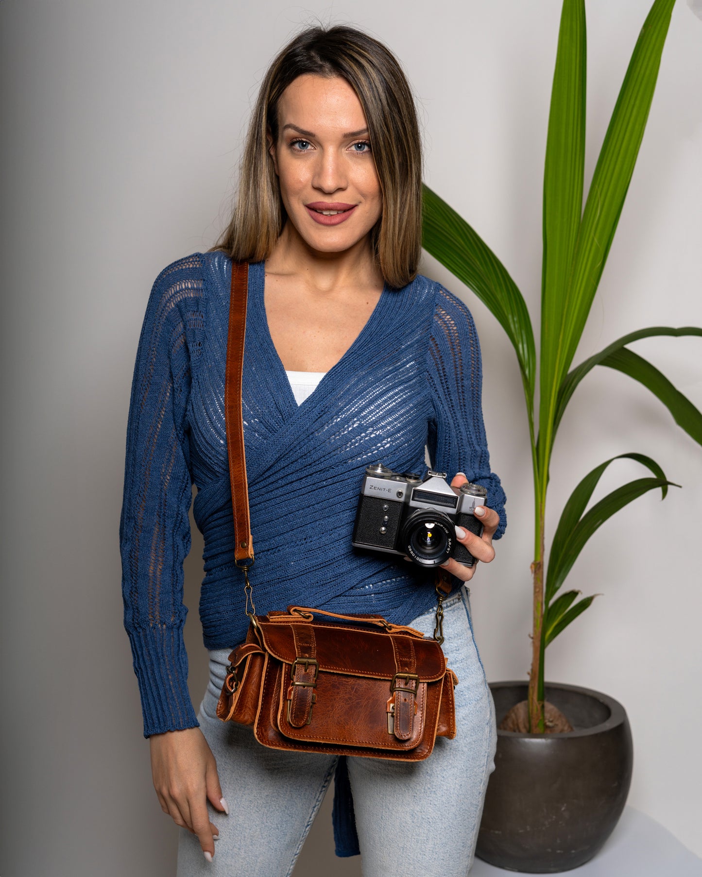 Small Leather Camera Bag Medea