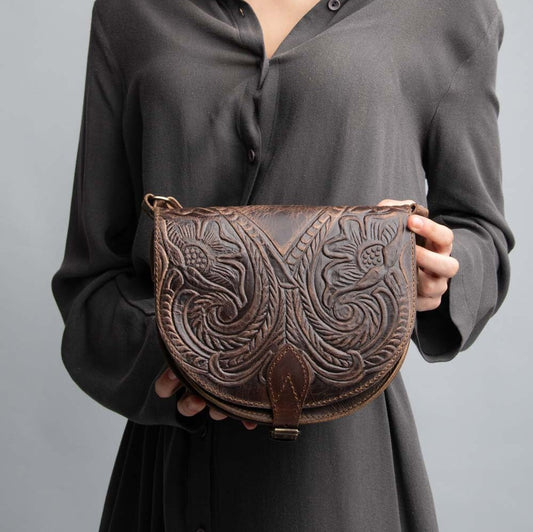 Leather crossbody bag for women, rustic saddle leather bag, tooled leather purse, umhängetasche, sac en cuir