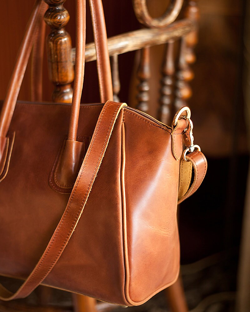 Large leather tote bag for women zipper, full-grain wax leather purse brown, leather crossbody teacher tote
