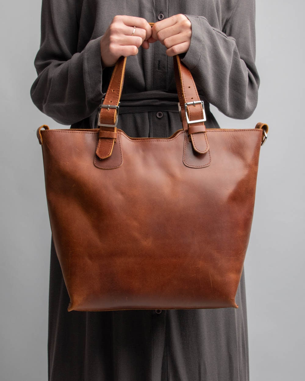 Women leather tote bag with zipper, Soft leather large tote bag, Genuine leather aesthetic tote bag