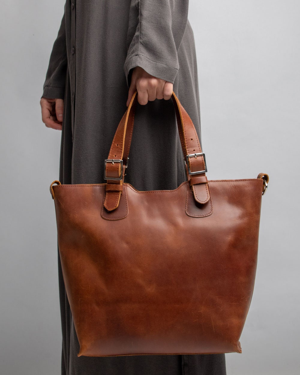 Women leather tote bag with zipper, Soft leather large tote bag, Genuine leather aesthetic tote bag