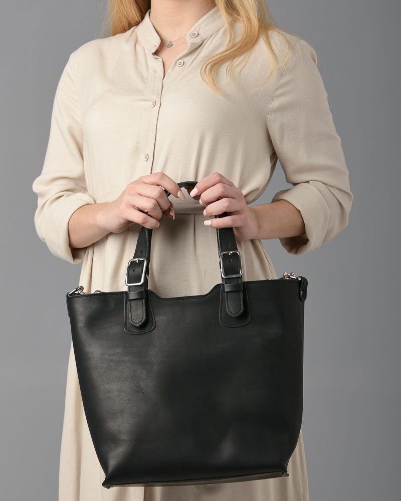 Women leather tote bag with zipper, Soft leather large tote bag, Genuine leather aesthetic tote bag
