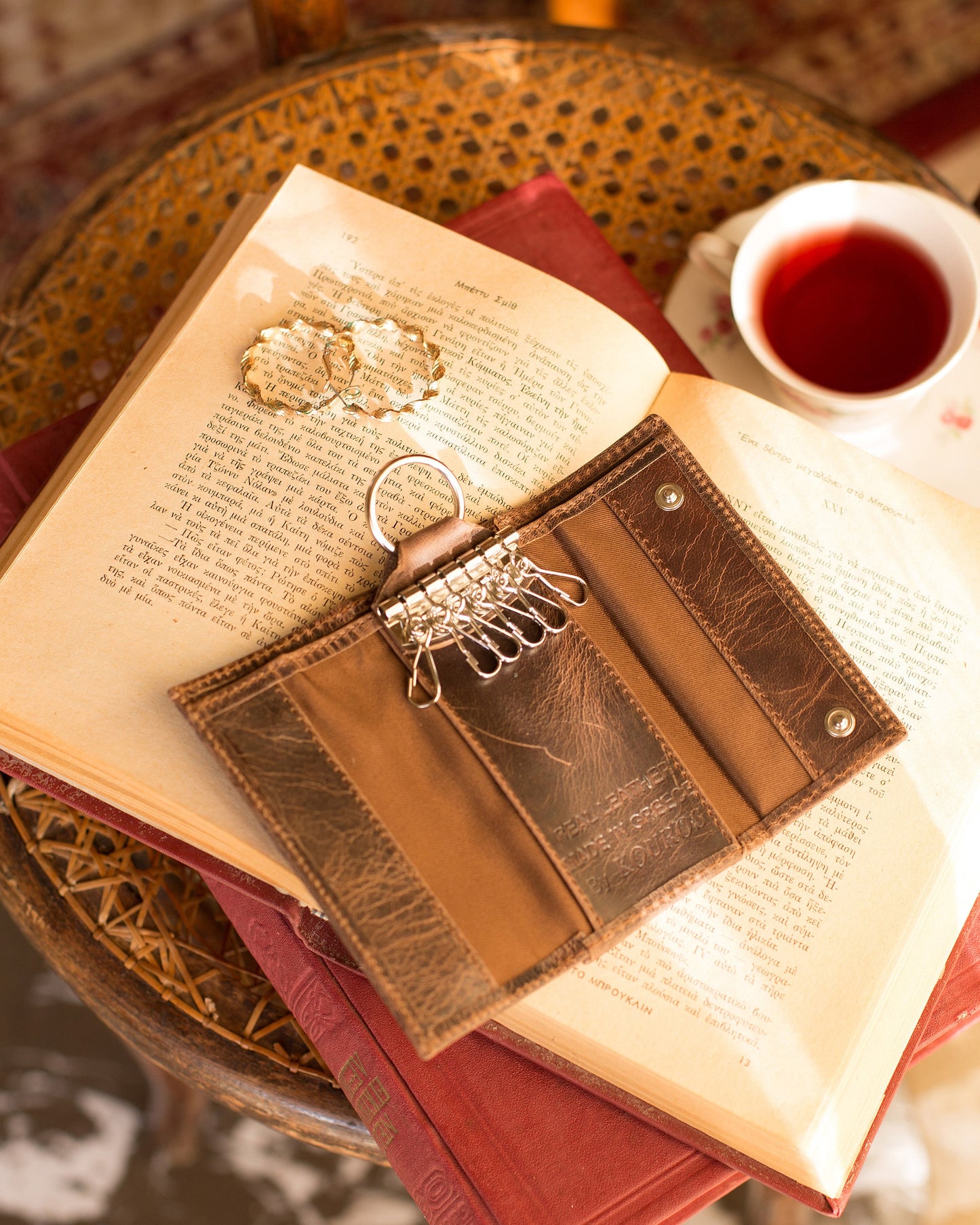 Leather key case, key holder, key fob case, key organizer, mens key case, women key case