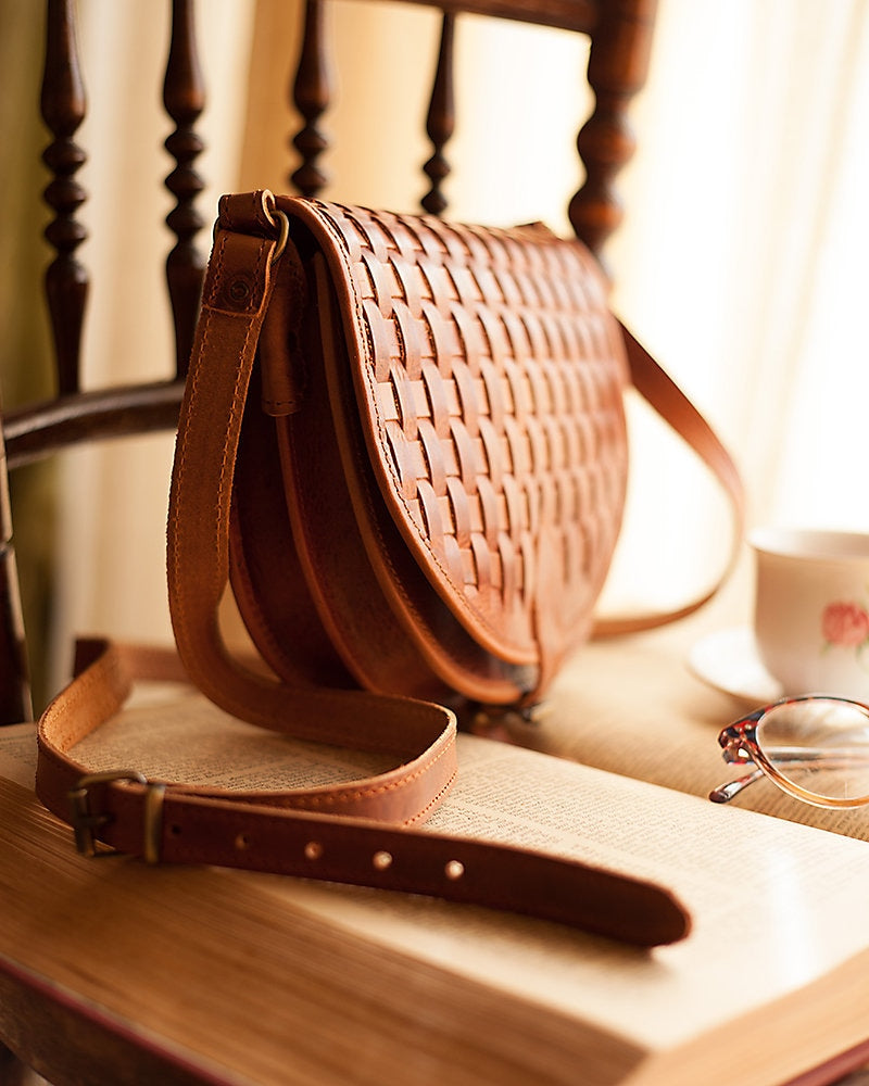 Brown leather saddle bag for women, Vintage saddle bag purse, Crossbody leather saddle bag handmade