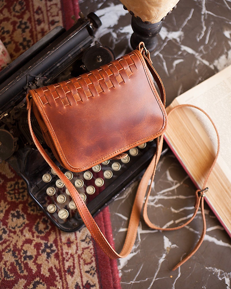Crossbody bag for women, leather bag, small shoulder bag,gift for her, sac en cuir vintage, petit sac, umhängetasche