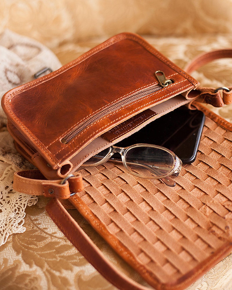 Crossbody bag for women, leather bag, small shoulder bag,gift for her, sac en cuir vintage, petit sac, umhängetasche