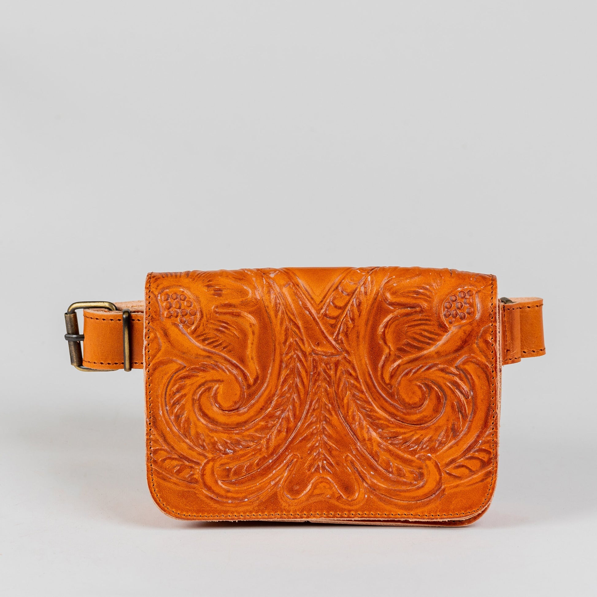 Tooled leather fanny packs for women, belt bag, tooled leather, bum bag, hip bag, fanny pack vintage, gurteltasche leder, sac en cuir