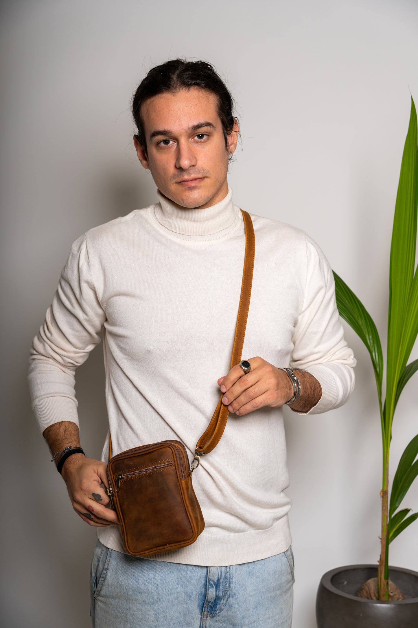 Leather Crossbody Bag Men Pericles