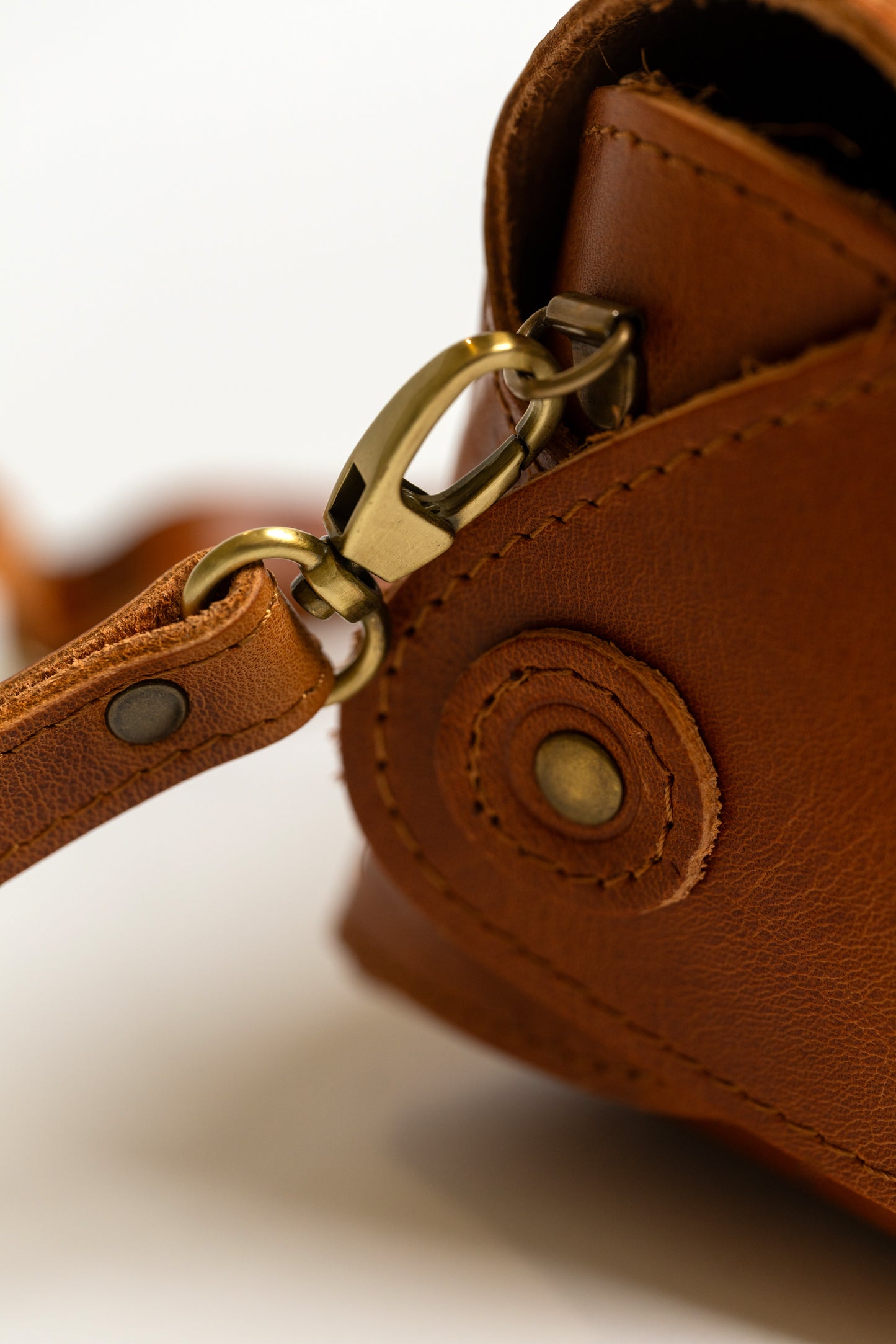 Honey Brown Leather Crossbody Bag Sappho Simple