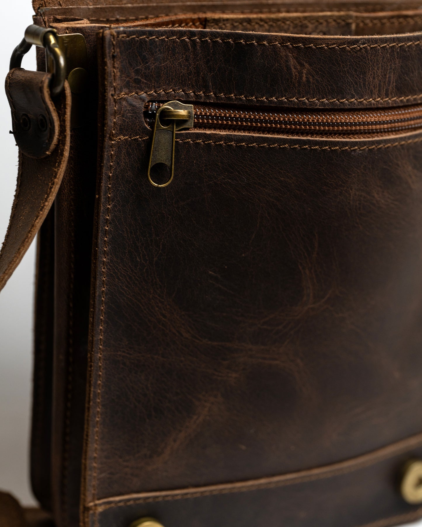 Leather Crossbody Bag Men Aristotle