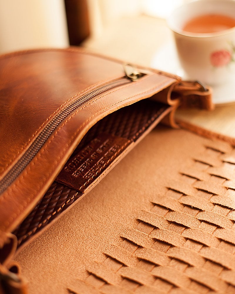 Brown leather saddle bag for women, Vintage saddle bag purse, Crossbody leather saddle bag handmade