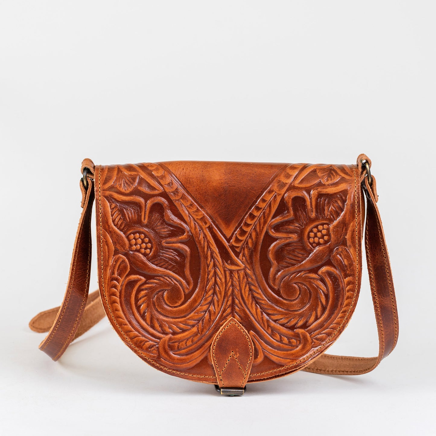 Leather crossbody bag for women, rustic saddle leather bag, tooled leather purse, umhängetasche, sac en cuir