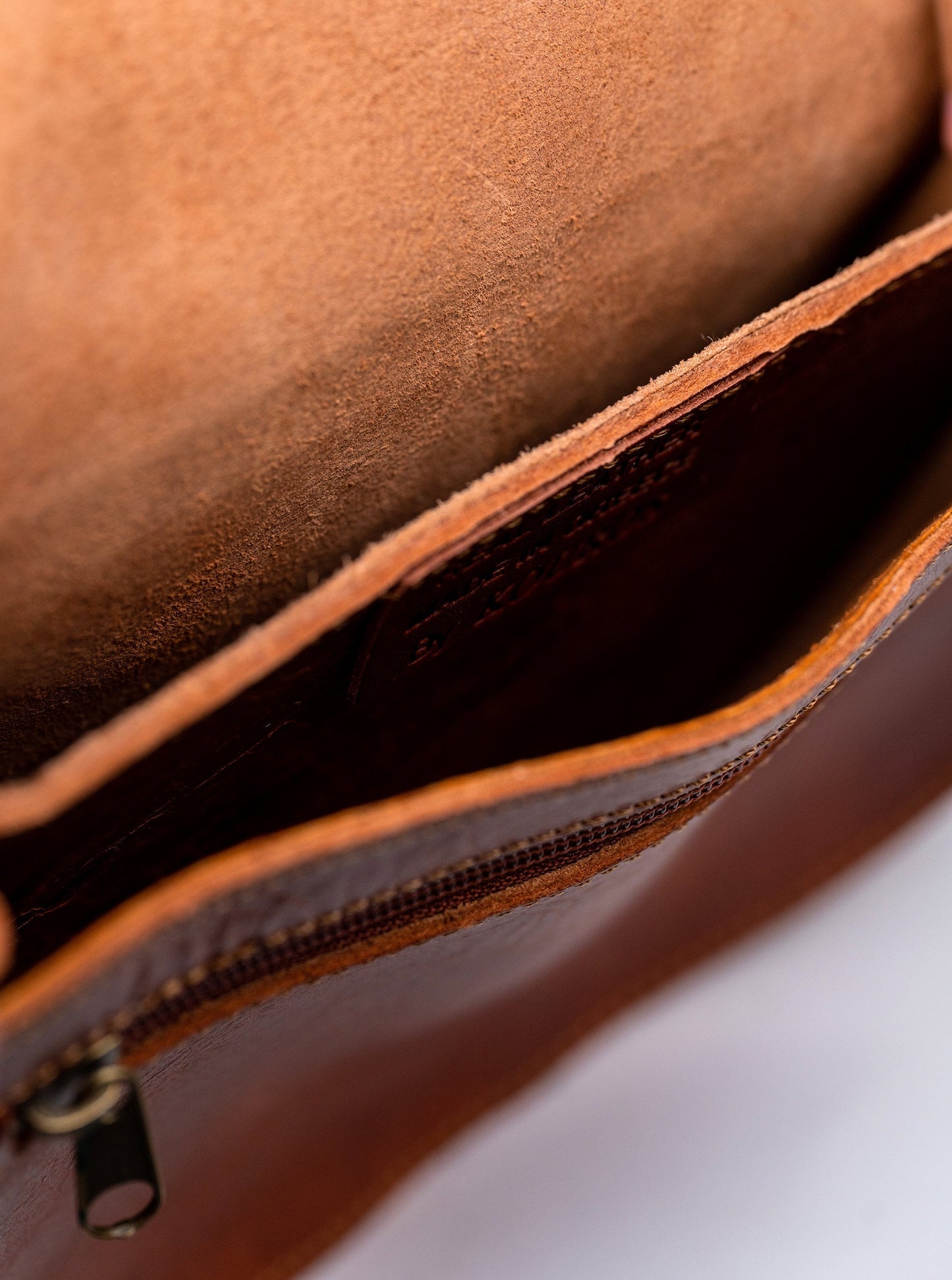 Leather crossbody bag for women, rustic saddle leather bag, tooled leather purse, umhängetasche, sac en cuir