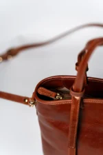 Leather Handbag Kaira - Image 3