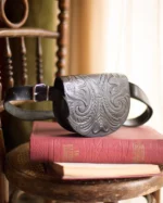 Round Belt Bag Tooled Deianira - Image 5
