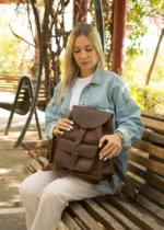 Leather Rucksack Erigone - Image 3